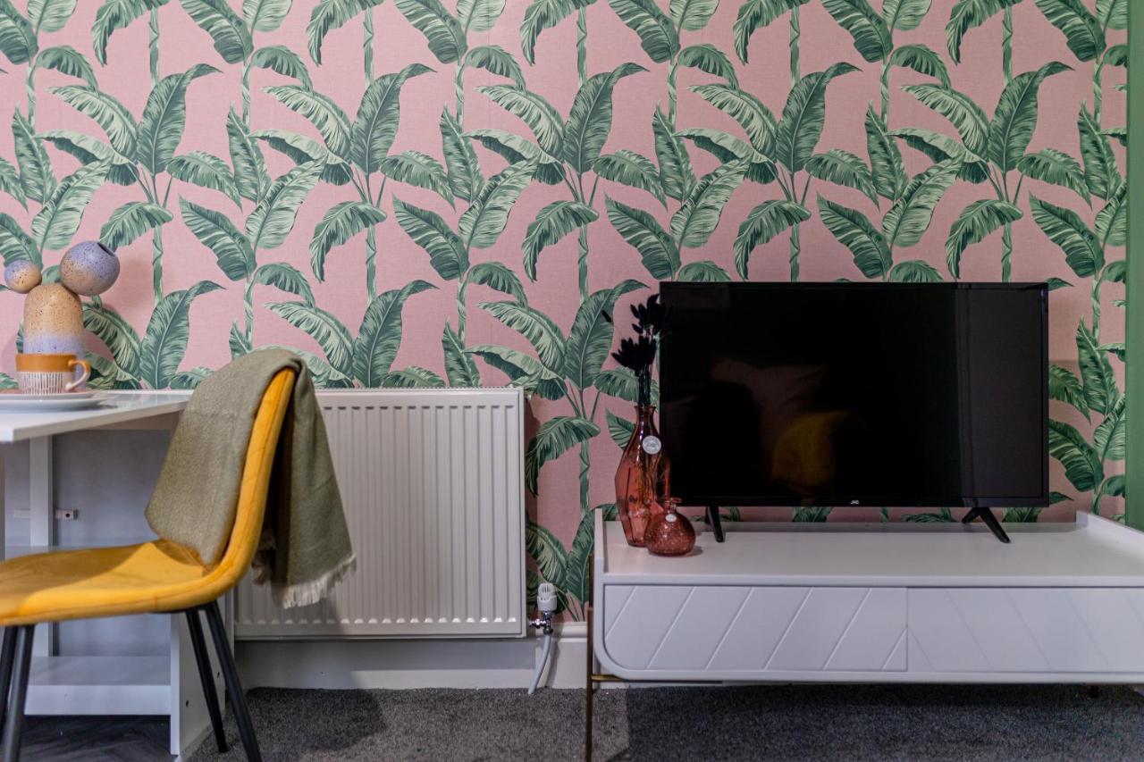 Charles Alexander Short Stay - Botanical House Cleveleys Εξωτερικό φωτογραφία