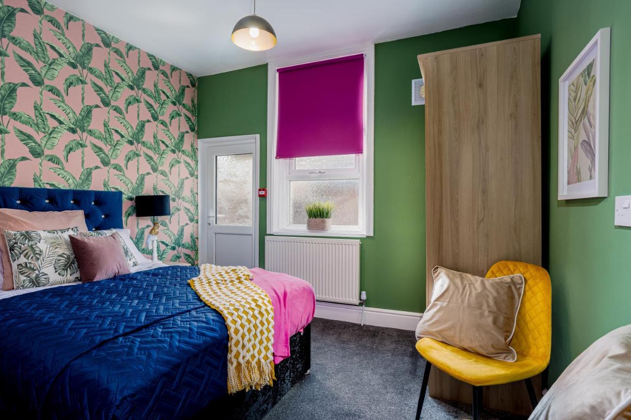 Charles Alexander Short Stay - Botanical House Cleveleys Εξωτερικό φωτογραφία