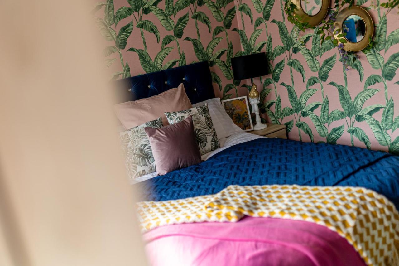 Charles Alexander Short Stay - Botanical House Cleveleys Εξωτερικό φωτογραφία
