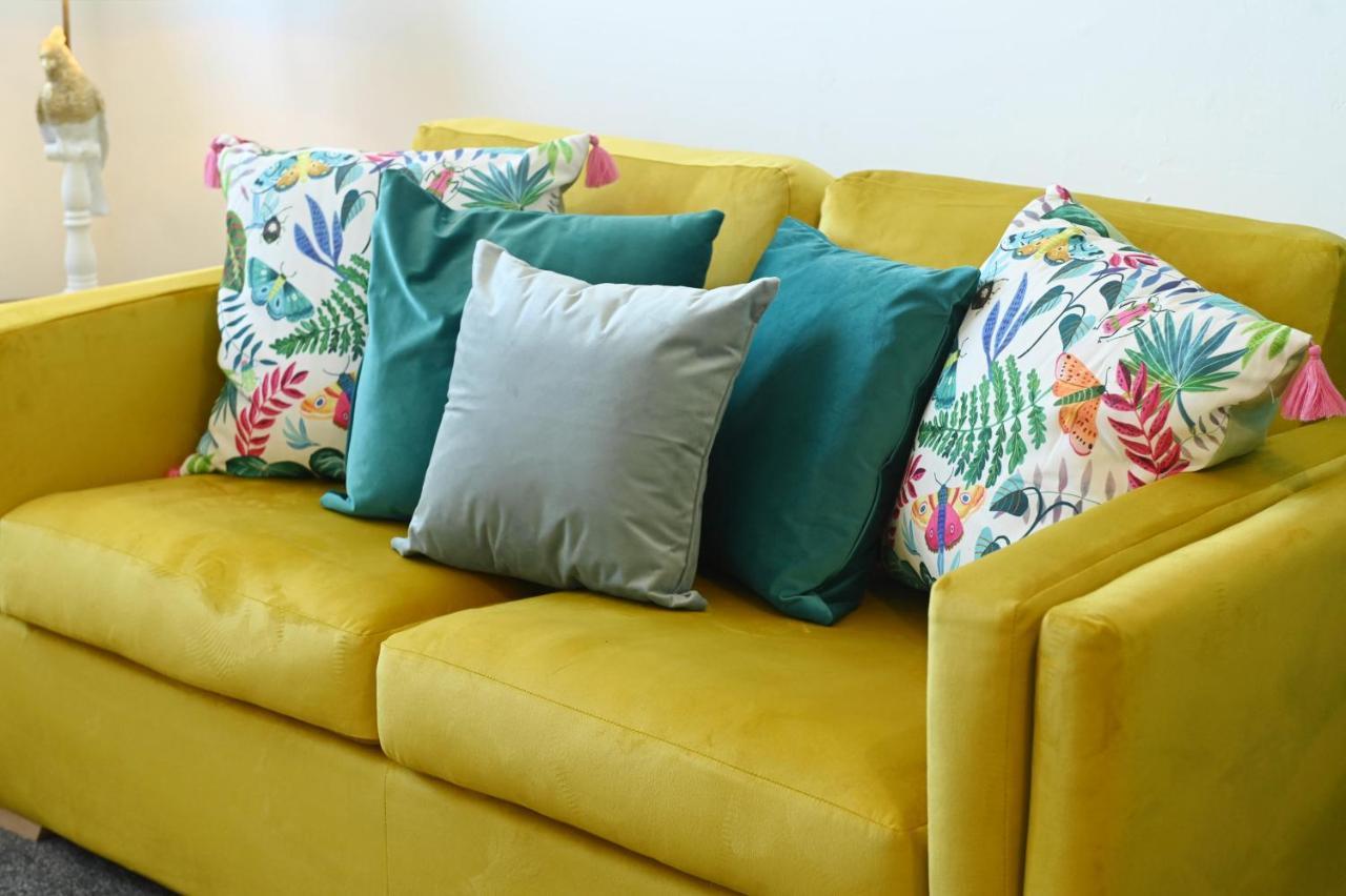 Charles Alexander Short Stay - Botanical House Cleveleys Εξωτερικό φωτογραφία